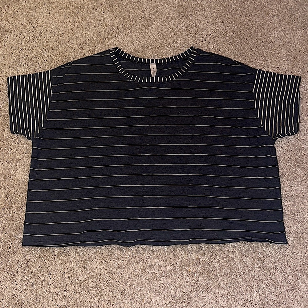 lululemon crop top